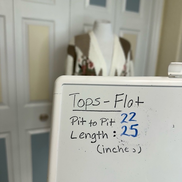 MILANO DESIGN GROUP Cardigan Womens Size M Argyle Floral Button Front Vintage - Picture 3 of 10